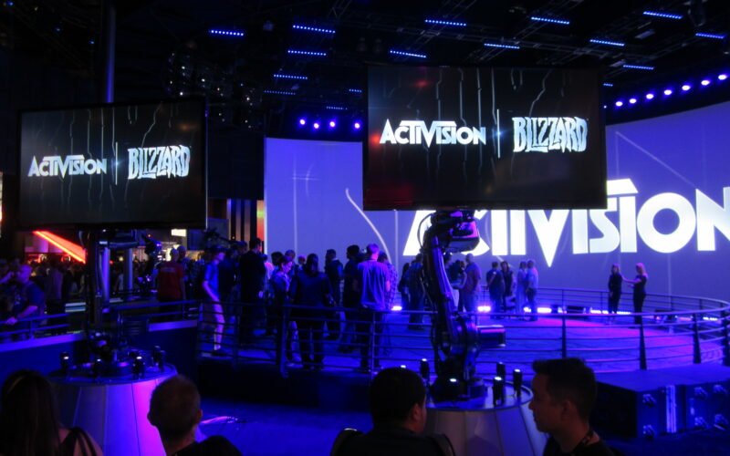 FTC sues to block the $69 billion Microsoft-Activision Blizzard merger